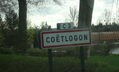 cabine téléphonique, Coëtlogon, Côtes d'Armor, 2016